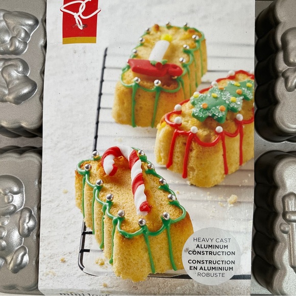 Brand New Festival Design Non-stick Mini Loaf Pan - Picture 2 of 8